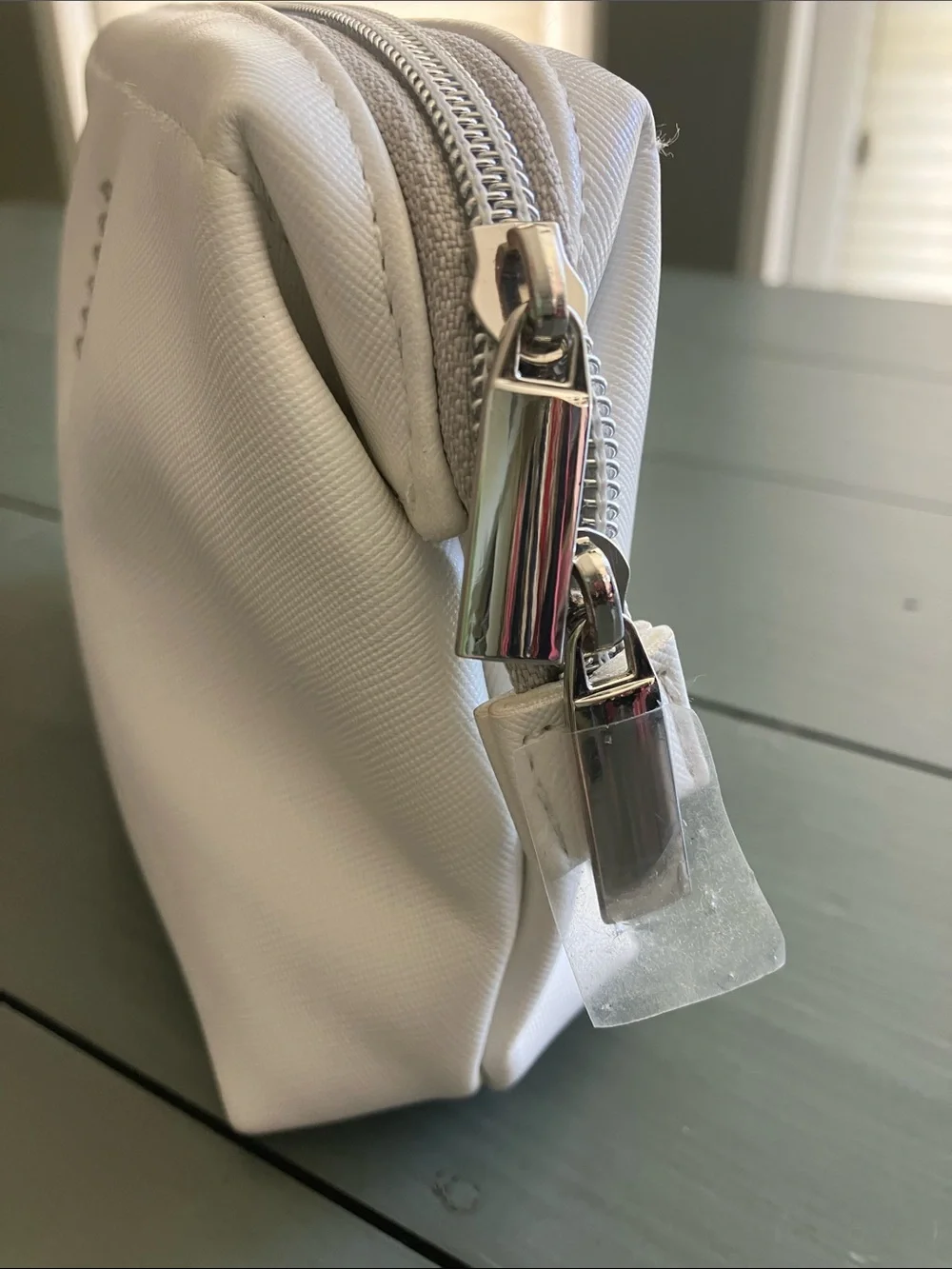 SWAROVSKI White w/ Silver Crystal Accent + Embossed Logo Makeup Travel Pouch OS